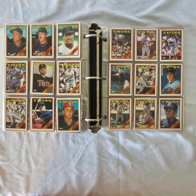 1987, 1988, 1989 Topps Baseball Cards in Binders (BO-JS)