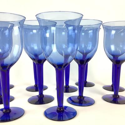 252 Set of Twelve Blue Glass Stemware Goblets 10