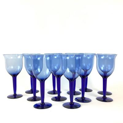 252 Set of Twelve Blue Glass Stemware Goblets 10