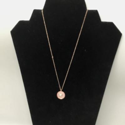 Rose gold heart pendant necklace