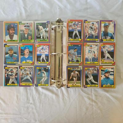 1990, 1991, 1992 Topps Baseball Cards in Binders ( BO-JS)