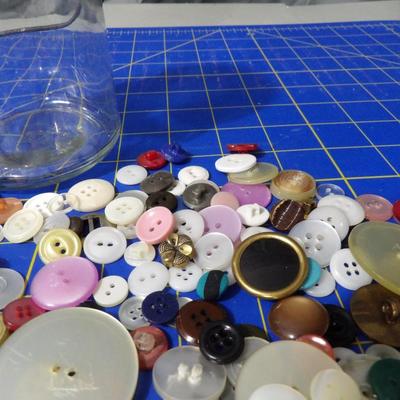 1/2 Quart Jar with Vintage Buttons