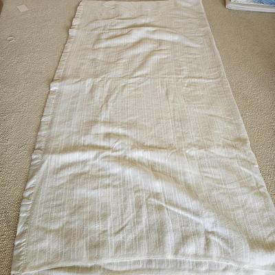 Five Assorted Blankets (LR-DW)