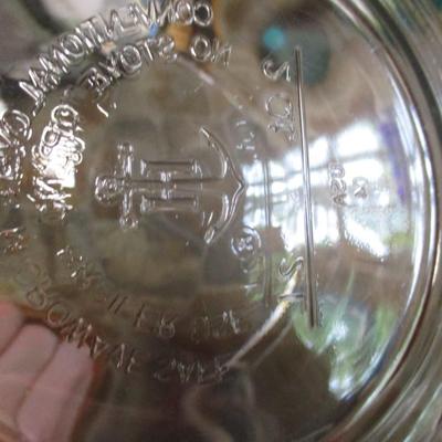 Pair of Anchor Hocking Glass Measuring Cups
