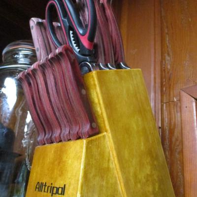 Alltripal Knife Block with Cutlery