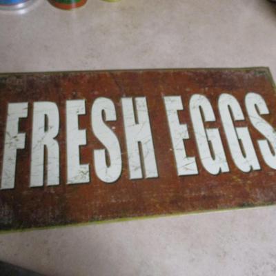'Fresh Eggs' Metal Sign