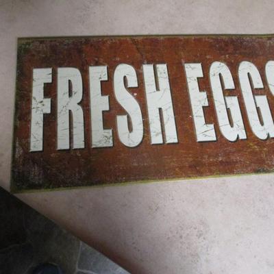 'Fresh Eggs' Metal Sign