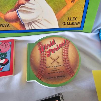 Chicago Cubs Cards, Sports Memorabilia & More (BO-JS)