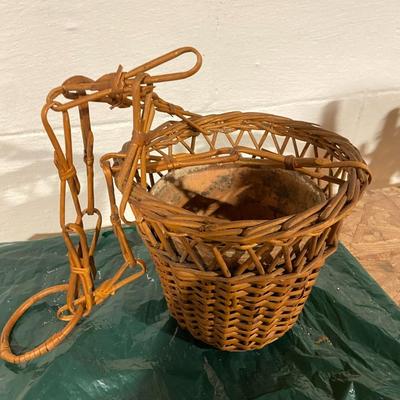 Lot of Hanging and Decorative Baskets