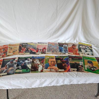 Assorted Sports Illustrated Issues from the 50's, 60's and 70's (BO-JS)