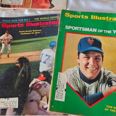 Assorted Sports Illustrated Issues from the 50's, 60's and 70's (BO-JS)