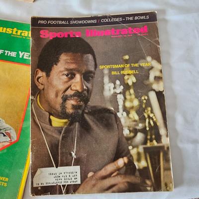 Assorted Sports Illustrated Issues from the 50's, 60's and 70's (BO-JS)
