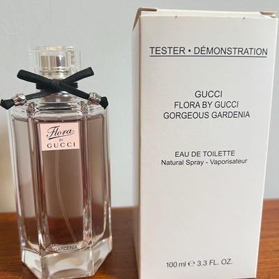 Gucci DISCONTINUED Flora Gorgeous Gardenia 3.3oz Eau De Toilette Women's Spray