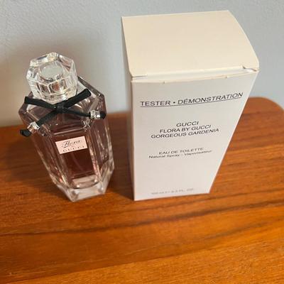 Gucci DISCONTINUED Flora Gorgeous Gardenia 3.3oz Eau De Toilette Women's Spray