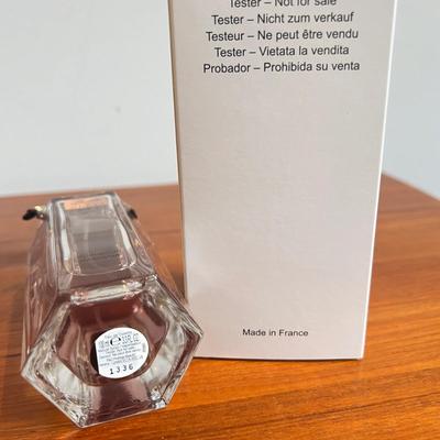 Gucci DISCONTINUED Flora Gorgeous Gardenia 3.3oz Eau De Toilette Women's Spray