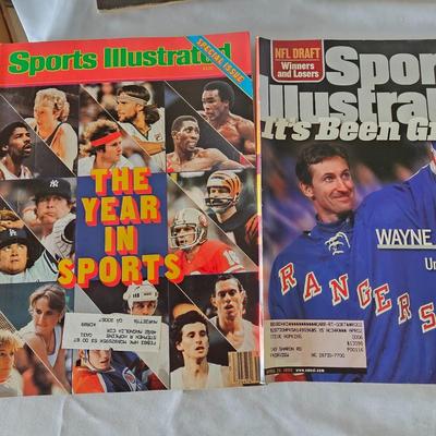 Mega Assortment of Sports Illustrated Issues From 1980's to 2011 (BO-JS)