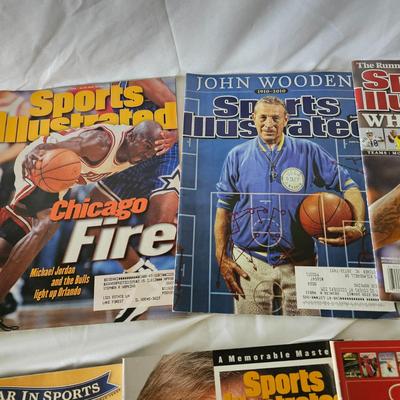 Mega Assortment of Sports Illustrated Issues From 1980's to 2011 (BO-JS)