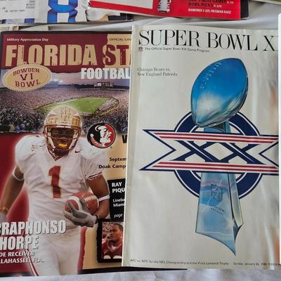 NFL & College Football Magazines, Programs & More (BO-JS)