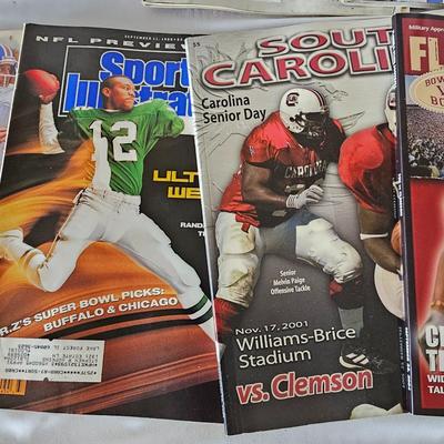 NFL & College Football Magazines, Programs & More (BO-JS)