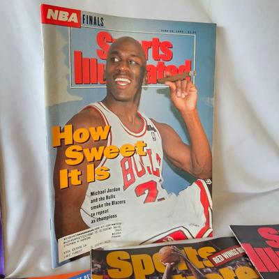Past Sports Illustrated Basketball Issues & More. (BO-JS)