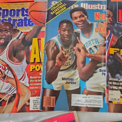 Past Sports Illustrated Basketball Issues & More. (BO-JS)