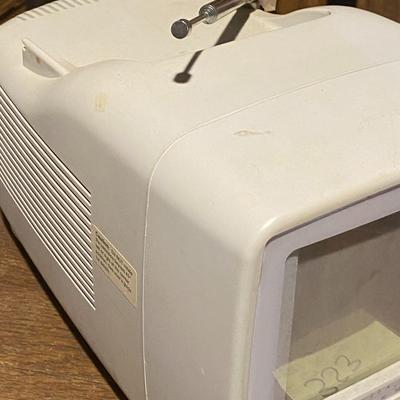 Vintage GE 05GP008 Spacemaker CRT Television LIKE NEW