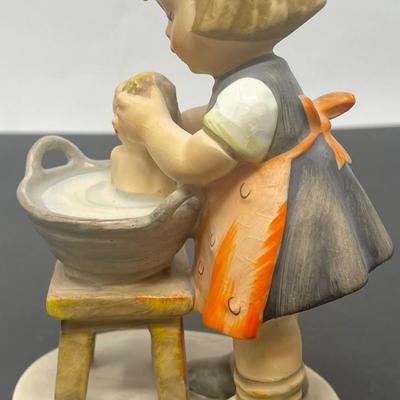 Hummel Goebel Doll Bath Figurine/ West Germany Yr. 1955