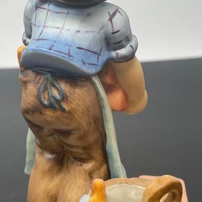 Goebel Hummel The Builder Figurine Yr. 1955