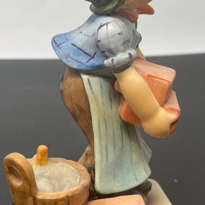 Goebel Hummel The Builder Figurine Yr. 1955