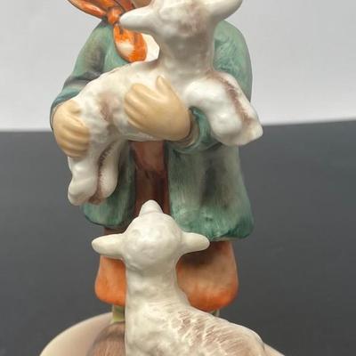 Goebel Hummel SHEPHERD BOY Figurine Yr