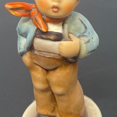 Goebel Hummel LUCKY FELLOW Figurine Yr. 1989/ HUMMEL CLUB
