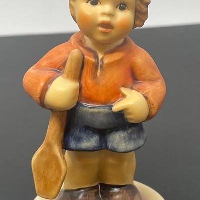 Goebel Hummel FIRST MALE Figurine Yr. 2001/ HUMMEL CLUB