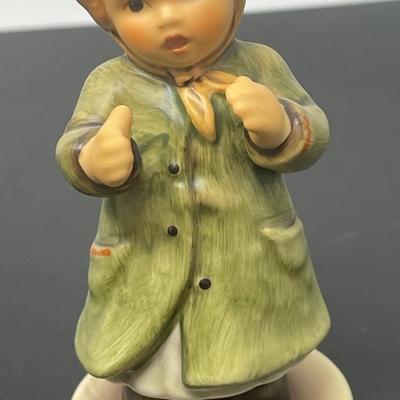 Goebel Hummel KEEPING TIME Figurine Yr. 2002/ HUMMEL CLUB