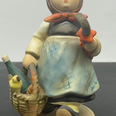 Goebel Hummel VISITING AN INVALID Figurine Yr. 1971