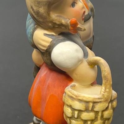 Vintage Goebel Hummel SURPRISE Figurine.