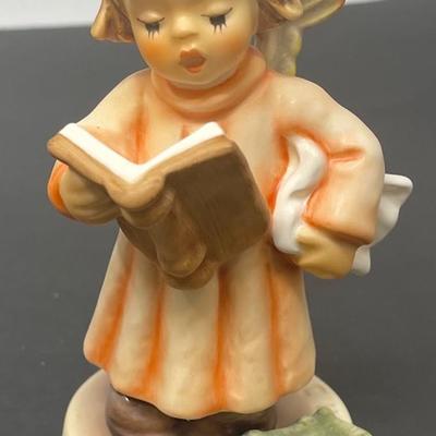 Goebel Hummel SERAPHIM SOPRANO Figurine. Yr. 2000/ SPECIAL EDITION