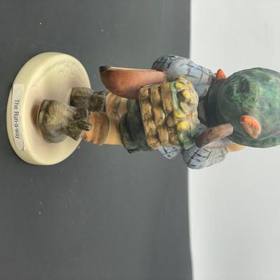 Hummel Figurine "The Run-A-Way" #327