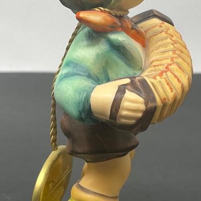 VINTAGE Goebel Hummel ACCORDIAN BOY Figurine Yr.1994