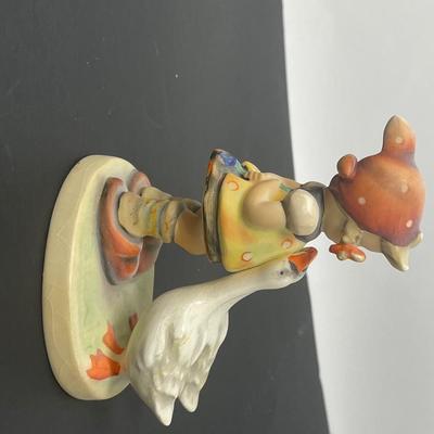 Vintage Goebel Hummel Figurine "Goose Girl" #473