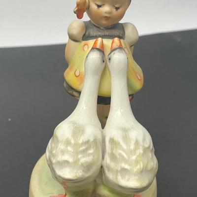 Vintage Goebel Hummel Figurine "Goose Girl" #473