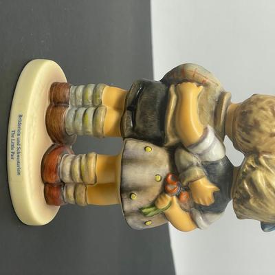 Goebel Hummel Figurine "The Little Pair" #449