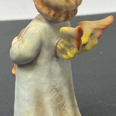 VINTAGE Goebel Hummel HOSANNA Figurine. Yr. 1987