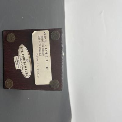 Giuseppe Armani LADY WITH NECKLACE Figurine 9" H