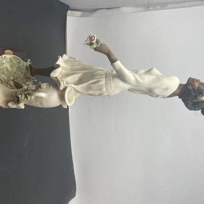 Description: Giuseppe Armani Figurine Statue- GEORGIA