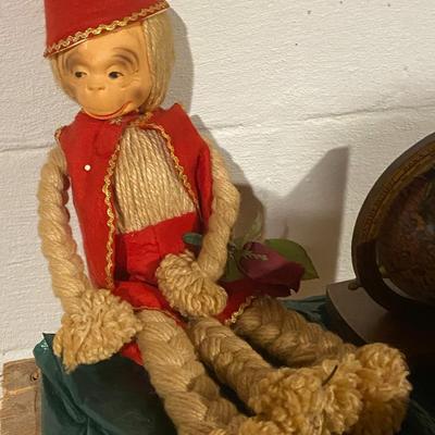 Lot of Vintage Collectibles and Home Decor