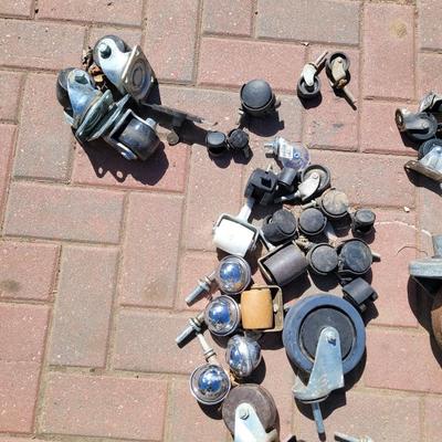 2nd lot of vintage and assorted castors