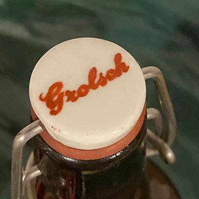 Lot of Pair of Bottles and Thimble