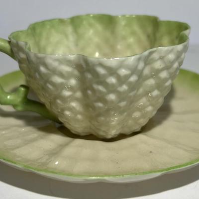 Vintage Irish Belleek Dainty Cup & Saucer in VG Preowned Condition.