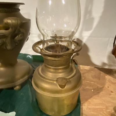 Antique Brass Fleur de Lis Kerosene/Hurricane Lamp (Possibly Volkmar, No Decorative Globe)
