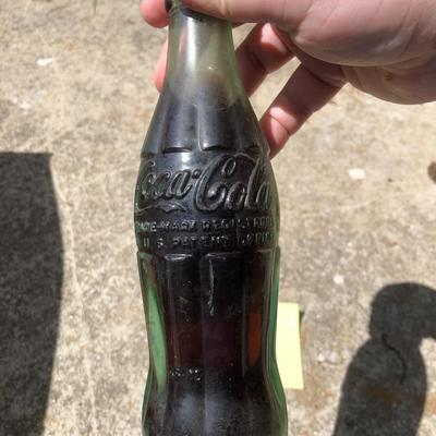 VINTAGE COCA-COLA HOBBLE-SKIRT BOTTLES: Oakland, MD and Hickory, NC | Lot One